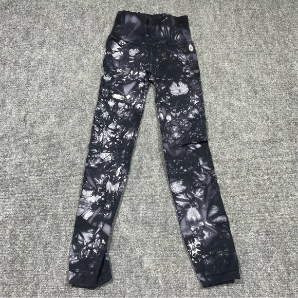 Free People Good Karma Black and Gray Tie-Dye Leggings - Picture 2 of 5